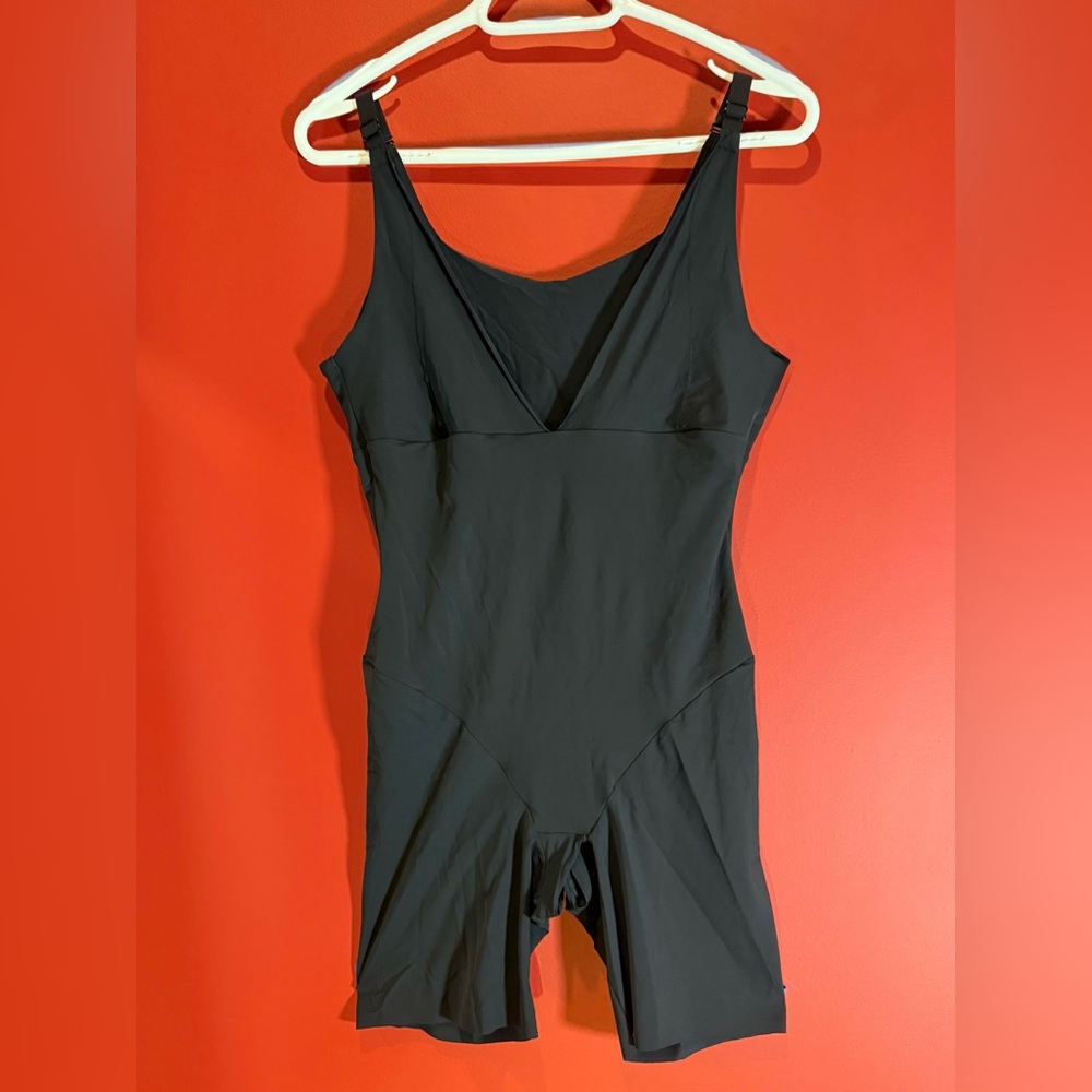 Maidenform shape wear full body